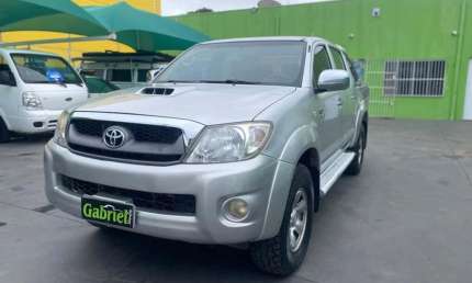 Toyota hilux 3.0 sr 4x4 cd 8v 4p