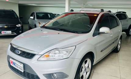 Focus hatch 1.6 ú.dono fin.100%