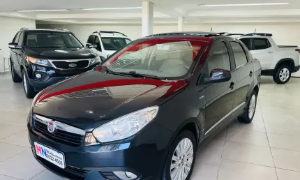 Grand siena essence 1.6 2013 top de linha