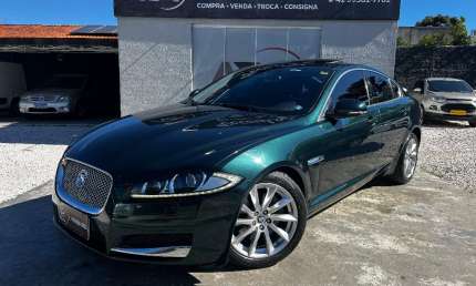Jaguar xf luxury 2013