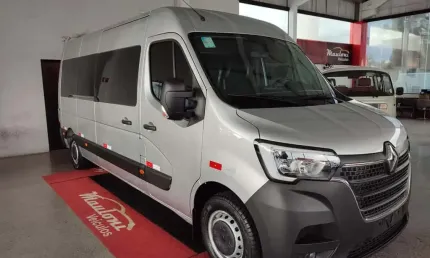 Renault master 2.3 executive 16 lugares  2025