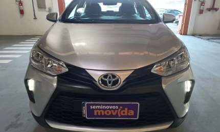Toyota yaris yaris 1.5 xl plus connect cvt
