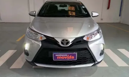 Toyota yaris yaris 1.5 xl plus connect cvt
