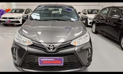 Toyota yaris yaris 1.5 xl plus connect cvt