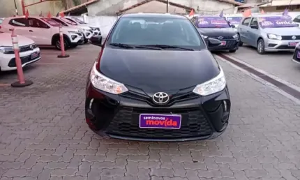 Toyota yaris yaris 1.5 xl plus connect cvt
