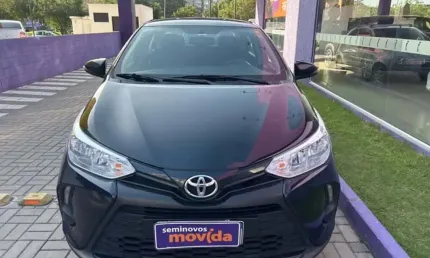 Toyota yaris yaris 1.5 xl plus connect cvt