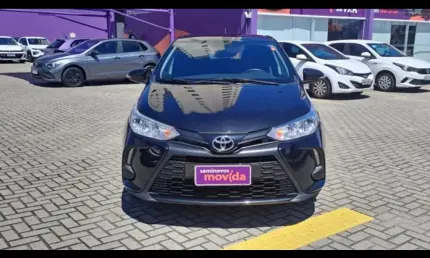 Toyota yaris yaris 1.5 xl plus connect cvt
