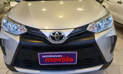 Toyota yaris yaris 1.5 xl plus connect cvt