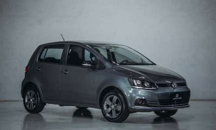Volkswagen fox connect 1.6 flex 8v 5p