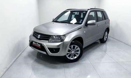 Suzuki grand vitara 2.0 16v 4x2 aut.  - prata - 2015/2015