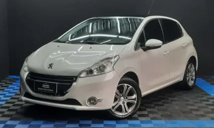 Peugeot 208 griffe a 2015