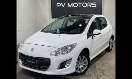 Peugeot 308 active 1.6 flex 16v 5p mec.  - branca - 2014/2014