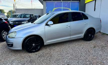 Jetta 2.5 5c aut completo abaixo da fipe 