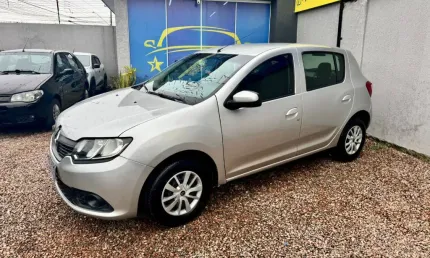 Sandero auth. 1.0 2015 completo