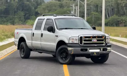 Ford f-250 xlt 3.9 4x4 cd tb diesel  - prata - 2006/2007