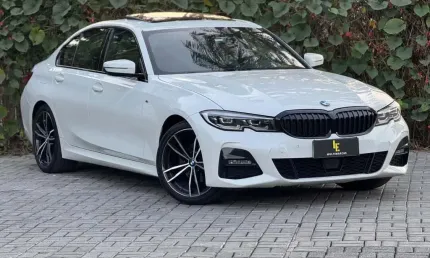 Bmw 320i 2.0 tb m sport a.flex/m.sport 4p  - branca - 2022/2022