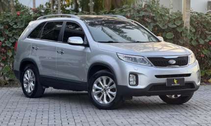 Kia sorento 3.5 v6 24v 4x4 aut.  - prata - 2012/2013