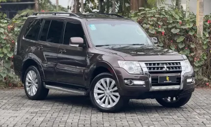 Mitsubishi pajero hpe full 3.2 4x4 t.i.dies. 5p aut  - marrom - 2017/2018