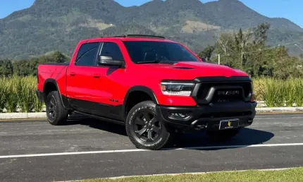 Ram 1500 rebel 5.7 hemi cd v8 4x4 aut.  - vermelha - 2022/2022