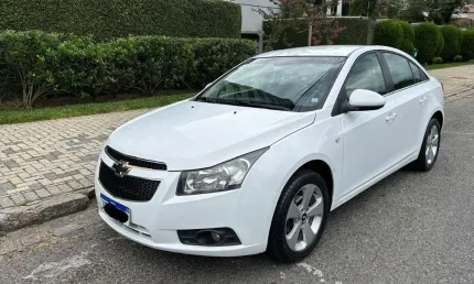 49.900,00 / cruze sedan lt 1.8 2014 branco completo 