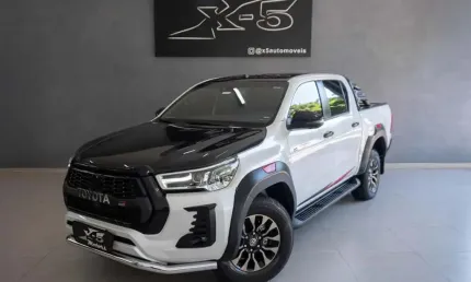Toyota hilux 2023 2.8 d-4d turbo diesel cd gr-s 4x4 automático