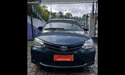 Toyota etios hb x 2016