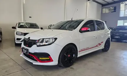 Renault sandero sport rs 2.0