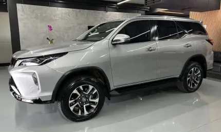 Toyota hilux swsrxa4rd 2024