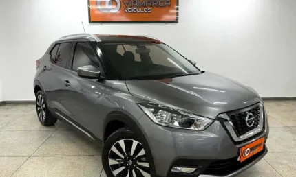 Nissan kicks sv cvt 2018