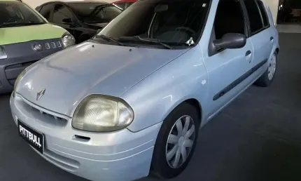 Renault clio 1.0 rl 2002