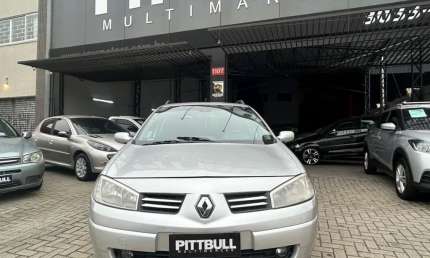 Renault megane grand tour dynamique 1.6 16v hi-flex mec. 2011