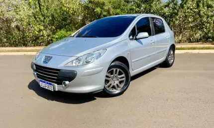 Peugeot 307 hatch 2.0 16v 4p feline automático