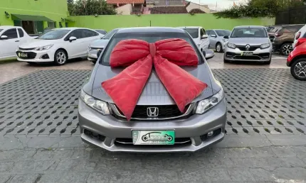 Civic lxr 2.0 automatico segundo dono baixissima km 