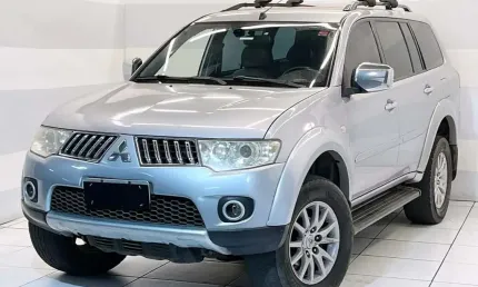Mitsubishi pajero dakar 2011 3.2 hpe 4x4 7 lugares 16v turbo intercooler diesel 4p automático