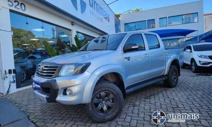 Toyota hilux 2.7 srv 4x4 cd 16v flex 4p automático