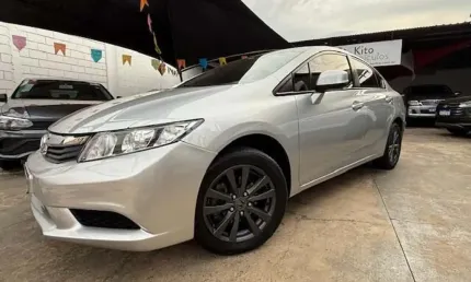 Honda civic 1.8 lxs 16v flex 4p automático