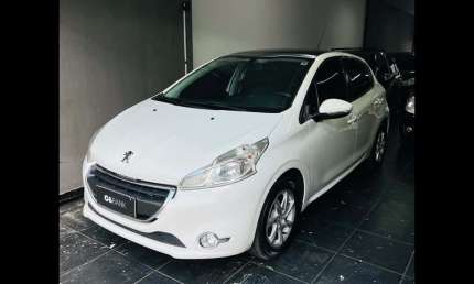 Peugeot 208 allure 2015