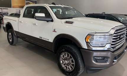 Dodge ram longhorn 3500 two tone 6.7 tb dies 4x4 aut 0km2025
