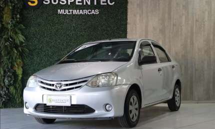 Toyota etios 1.5 x sedan 16v - 2013/2013