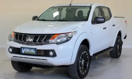 Mitsubishi l200 triton 2023 2.4 16v turbo diesel gls cd 4x4 automático