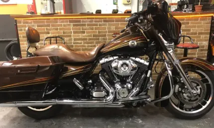 Harley davidson street glide