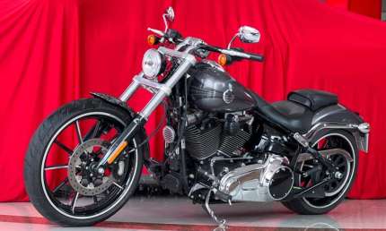 Harley davidson breakout fxsb