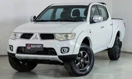 Mitsubishi l200 triton 3.2 hpe 4x4 cd 16v turbo intercooler diesel 4p automático