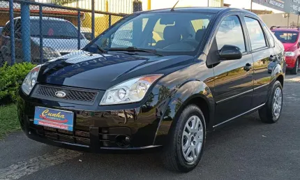 Impecável ford fiesta sedan 1.0 8v completo!