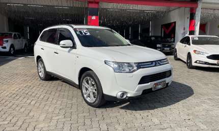 Mitsubishi outlander 3.0 gt v6 automática – 2015