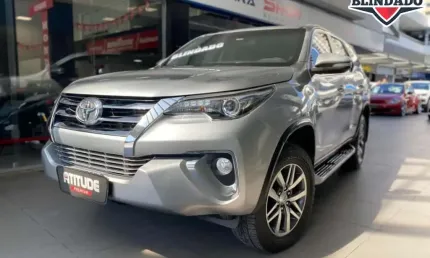 Toyota hilux sw4 2016 2.8 srx 4x4 7 lugares 16v turbo intercooler diesel 4p automático