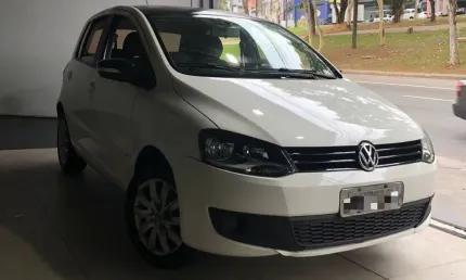 Volkswagen fox mi 1.0 flex 2013 muito conservado