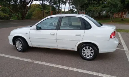 Venda de corsa classic 2013
