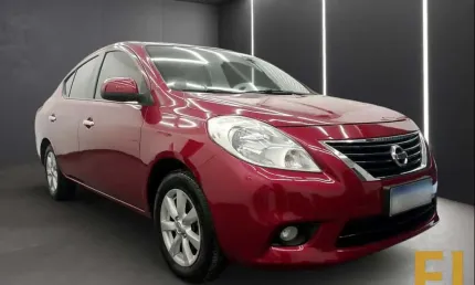 Nissan versa 16sl flex 2013