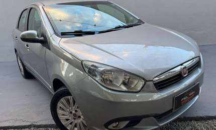 Grand siena essence 1.6 flex 